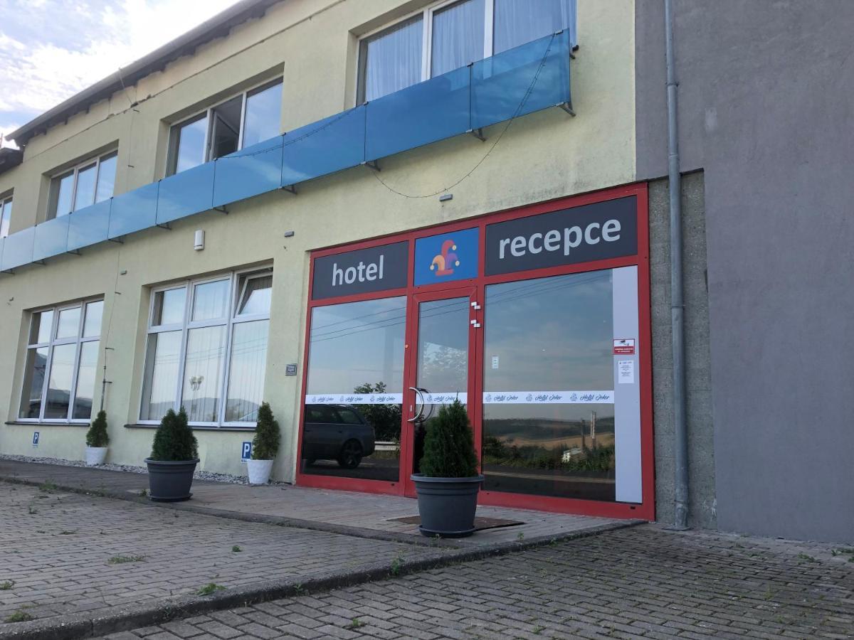 Hotel Joker Obrnice Exteriér fotografie